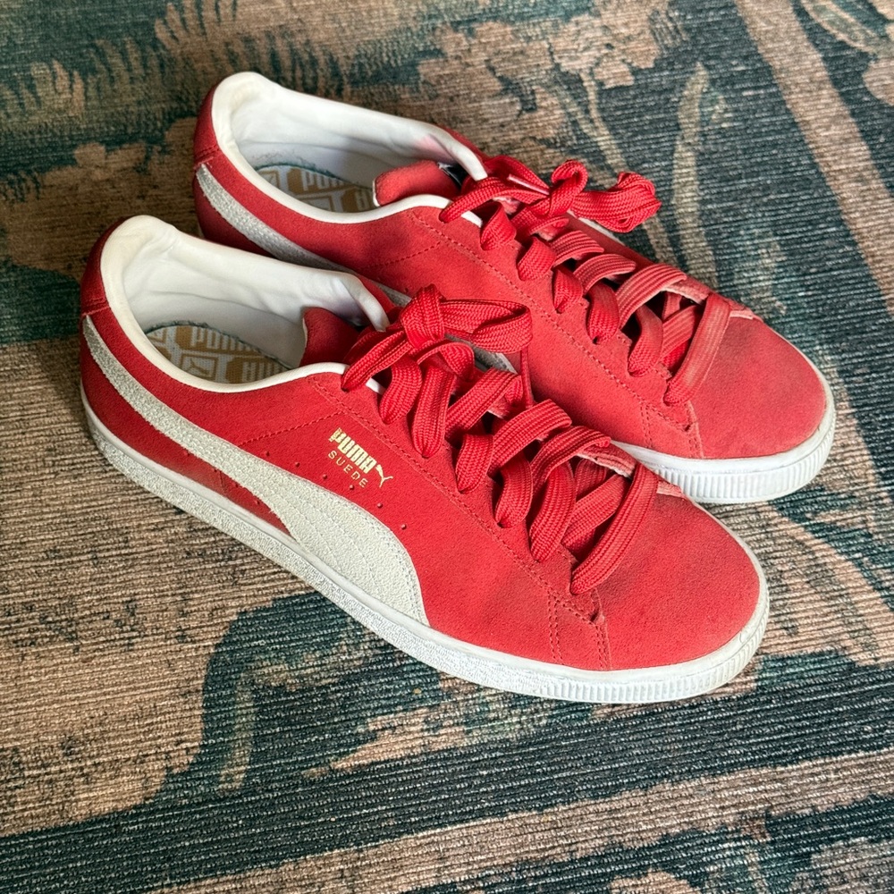 Puma Red Suede Classic Women’s Low-Top Sneakers Size 9